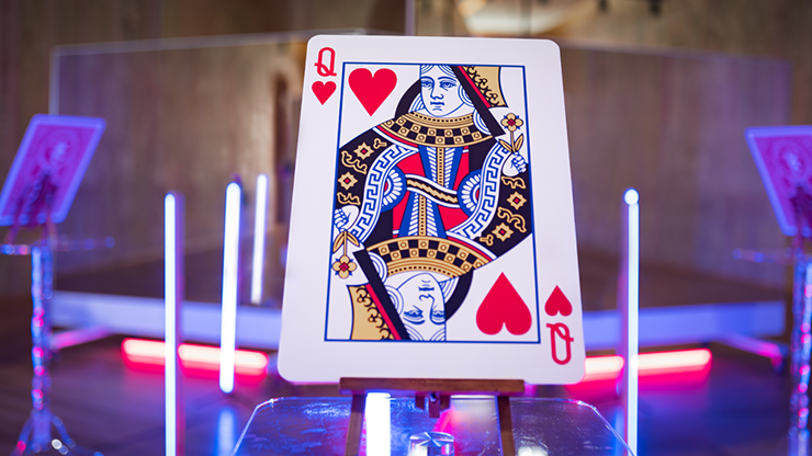 Lion Monte by Brother's Magic (card color and easel color may vary)